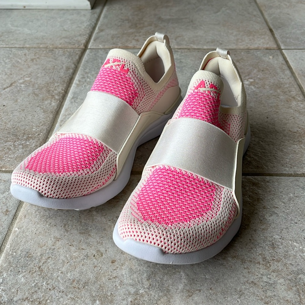 APL techloom bliss sneakers